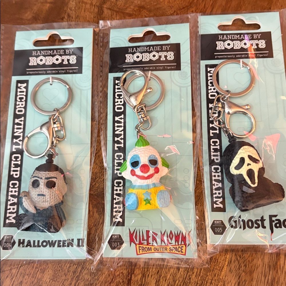 3 Handmade By Robots micro vinyl Clip Charm, Keychains
